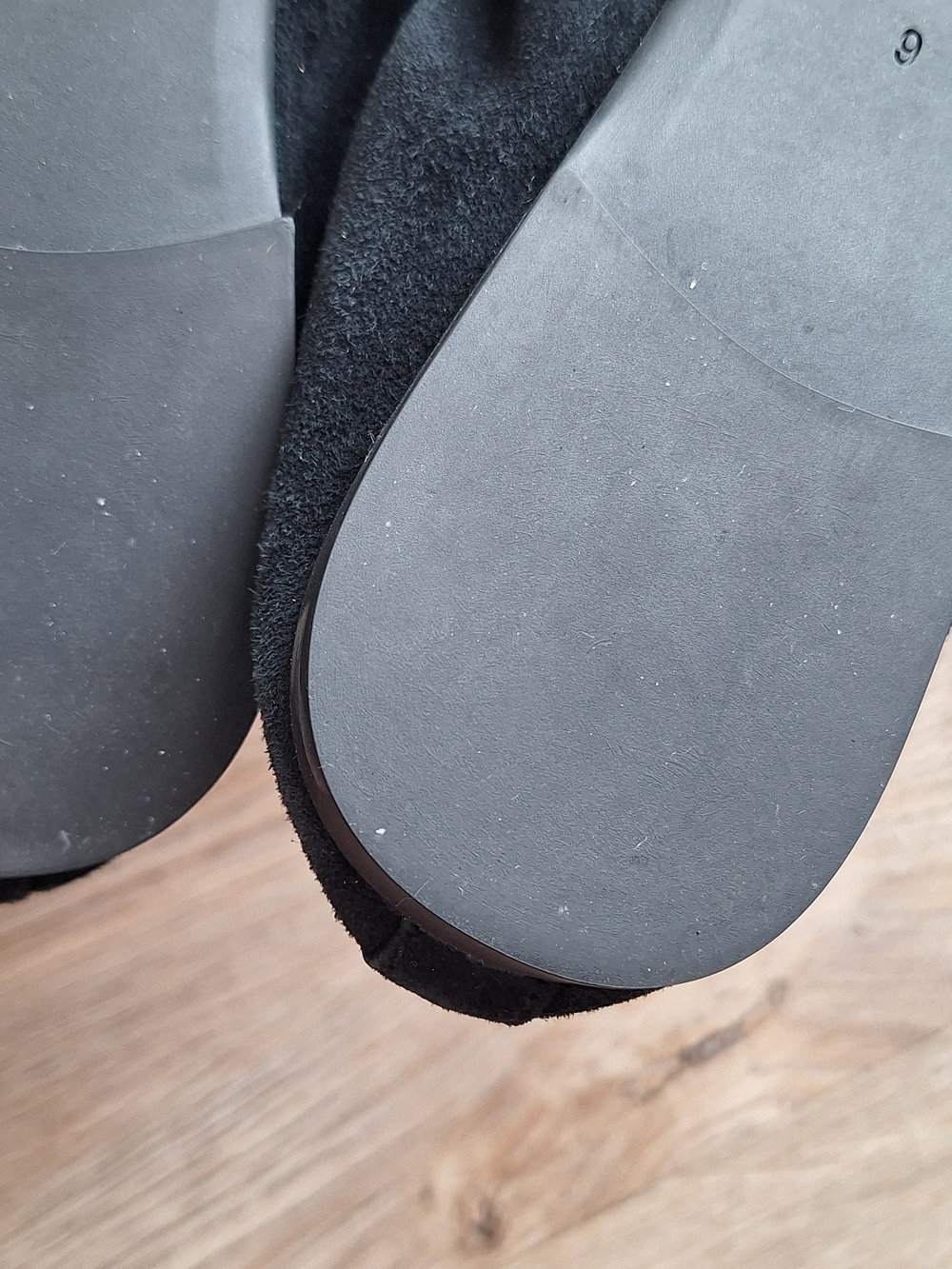 Taryn Rose Rosalyn Black Suede Ballet Flats Rose Detail Size - Picture 11 of 14